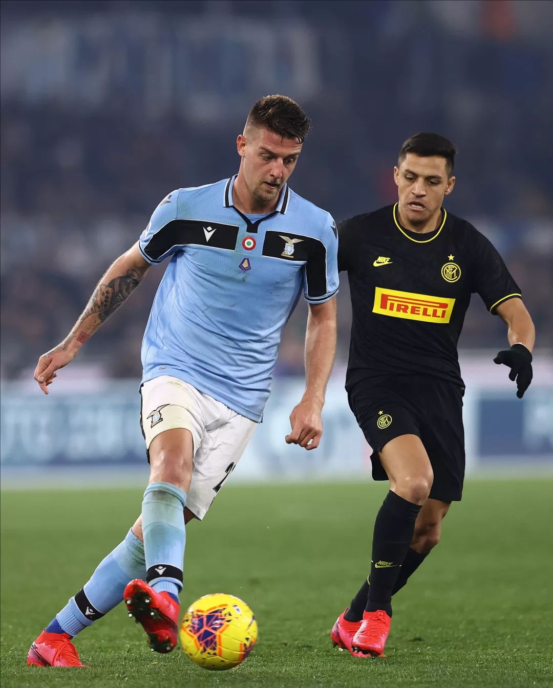 仅让球员更 仅让球员更