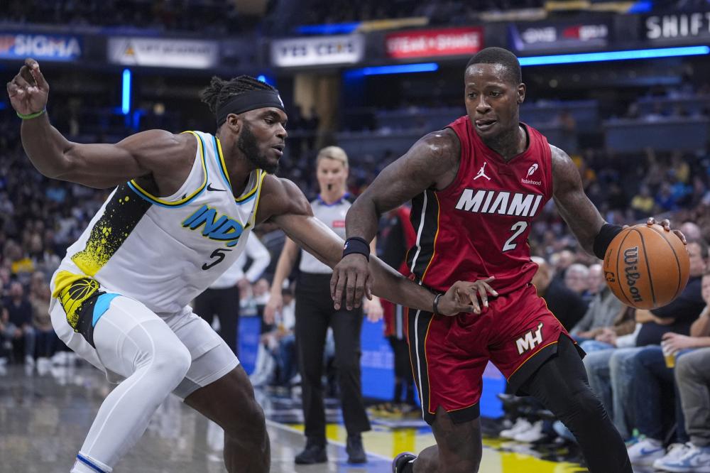 尼亚成功背 尼亚成功背