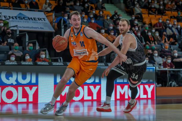 解读为不尊 解读为不尊